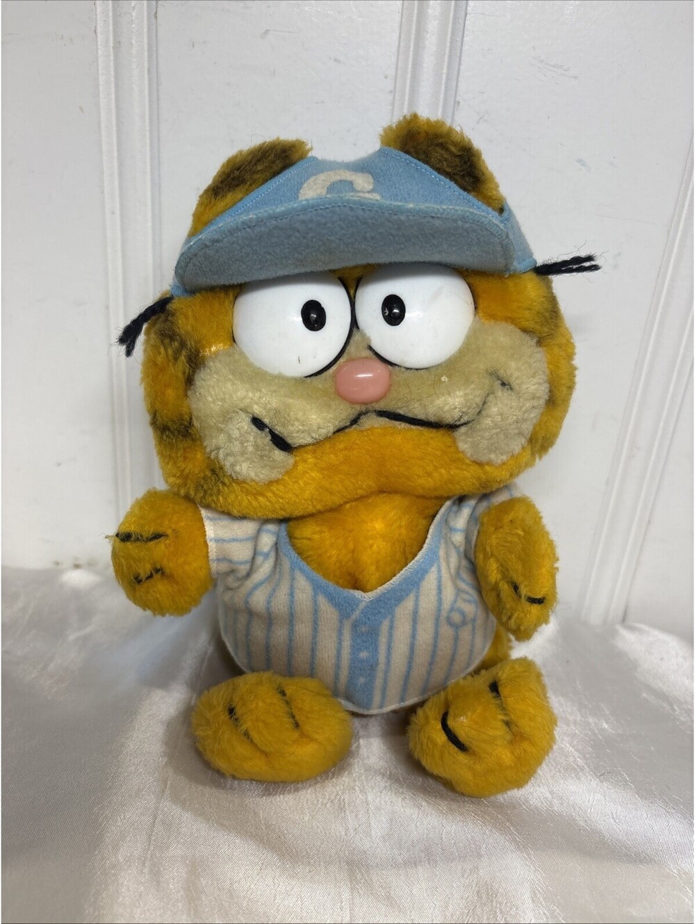 Vintage 8" Plush Garfield 1981 Baseball Baby Blue Uniform Beanbag Bottom to Sit